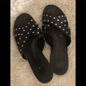 Dolce vita sz 8.5 studded sandals